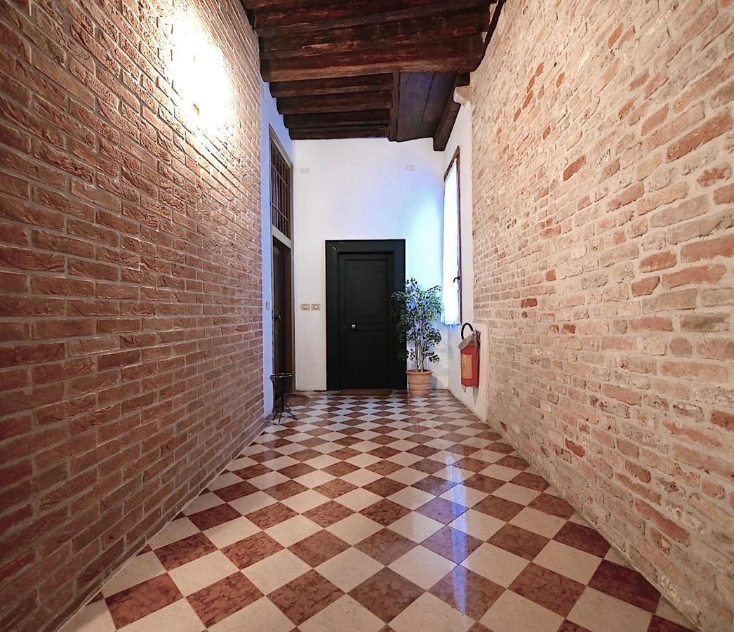 Chandeliers Apartment Venice Ngoại thất bức ảnh