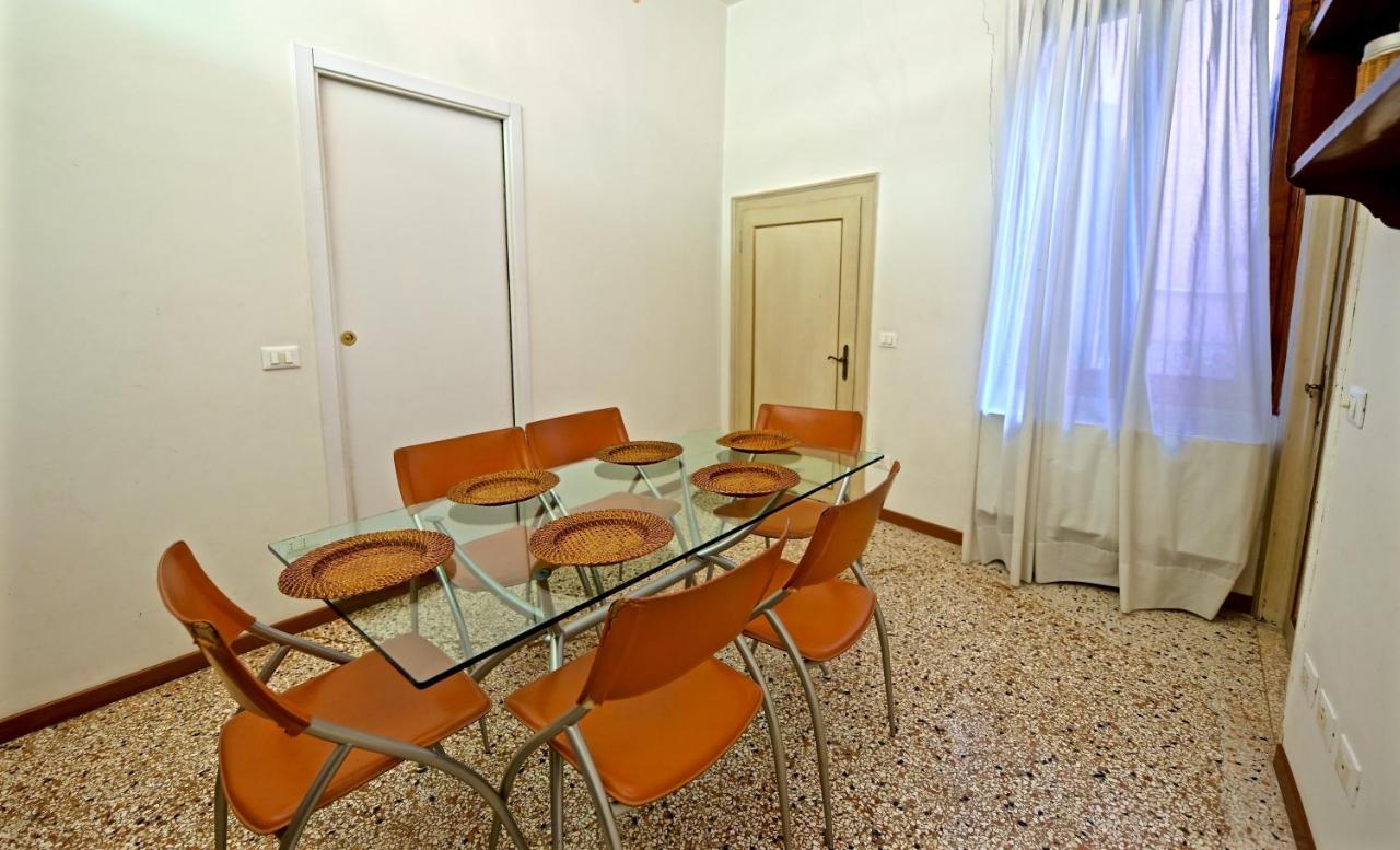 Chandeliers Apartment Venice Ngoại thất bức ảnh